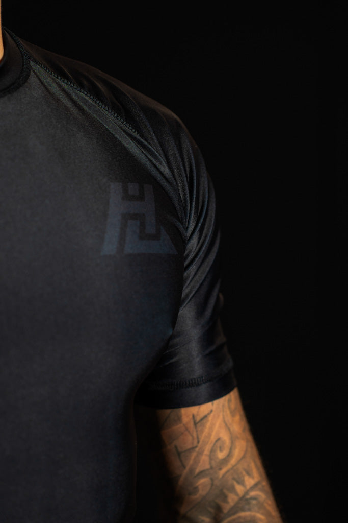 Blackout Hardlife Rashguard